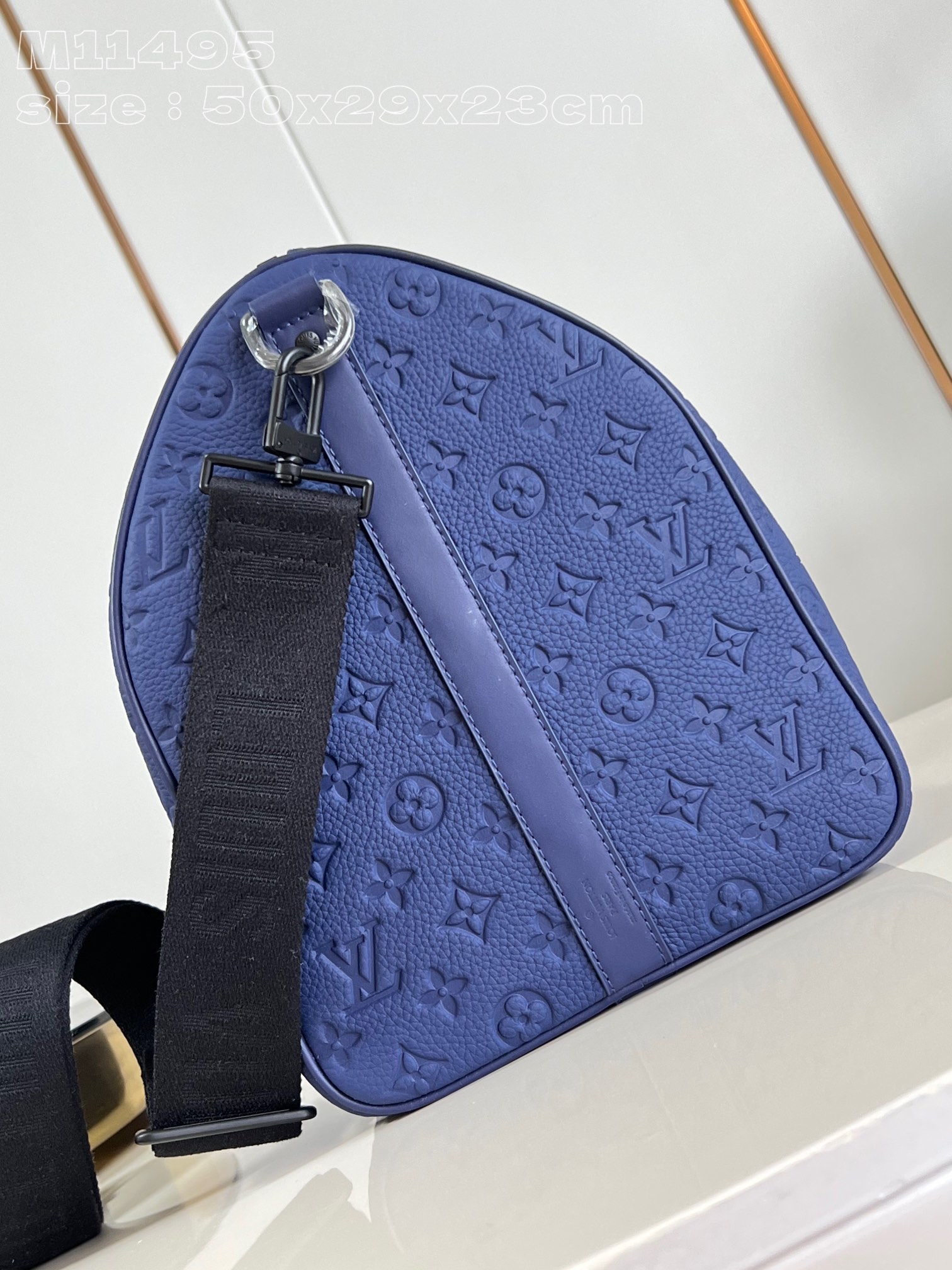 LOUIS VUITTON 2410LV019 