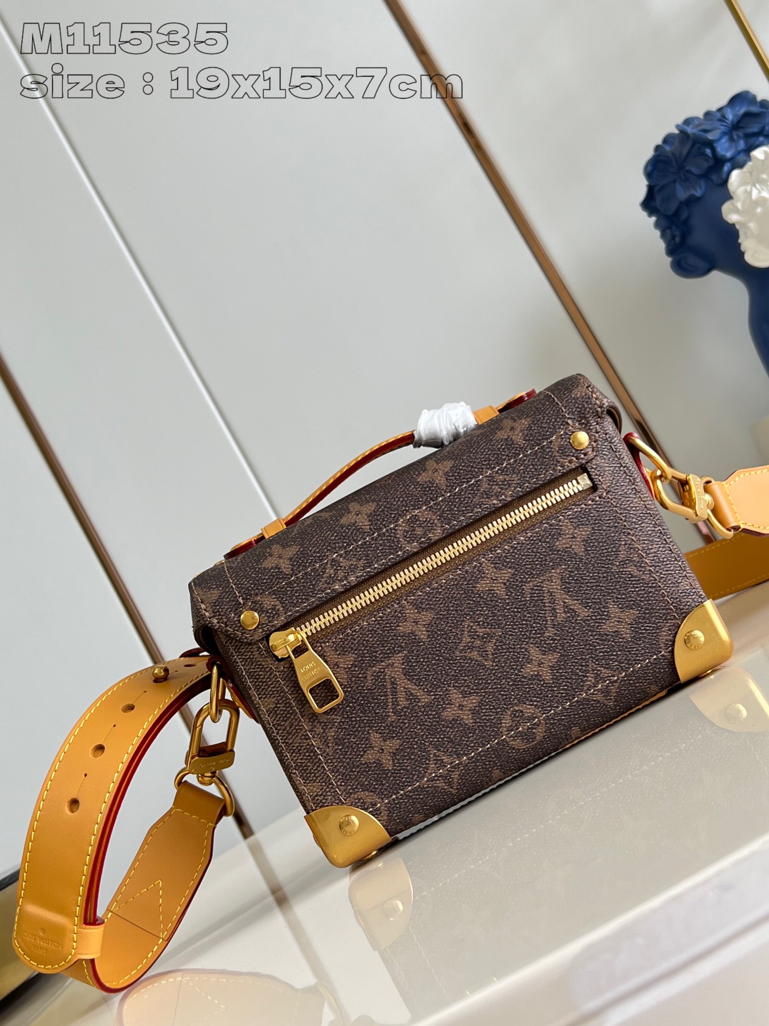 LOUIS VUITTON 2410LV021 