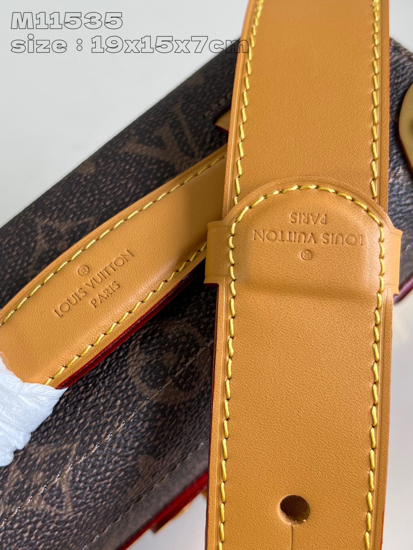 LOUIS VUITTON 2410LV021 