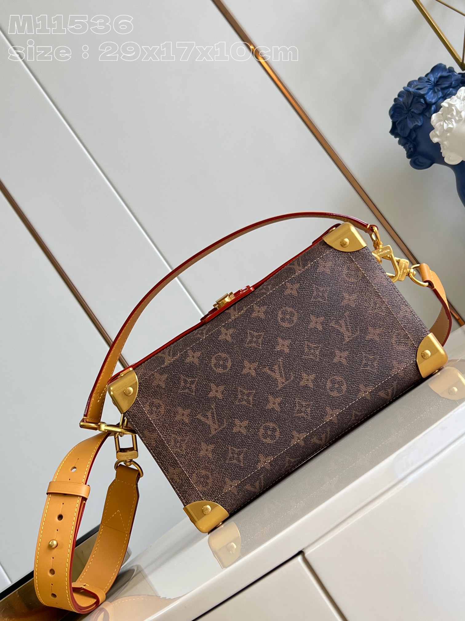 LOUIS VUITTON 2410LV022 