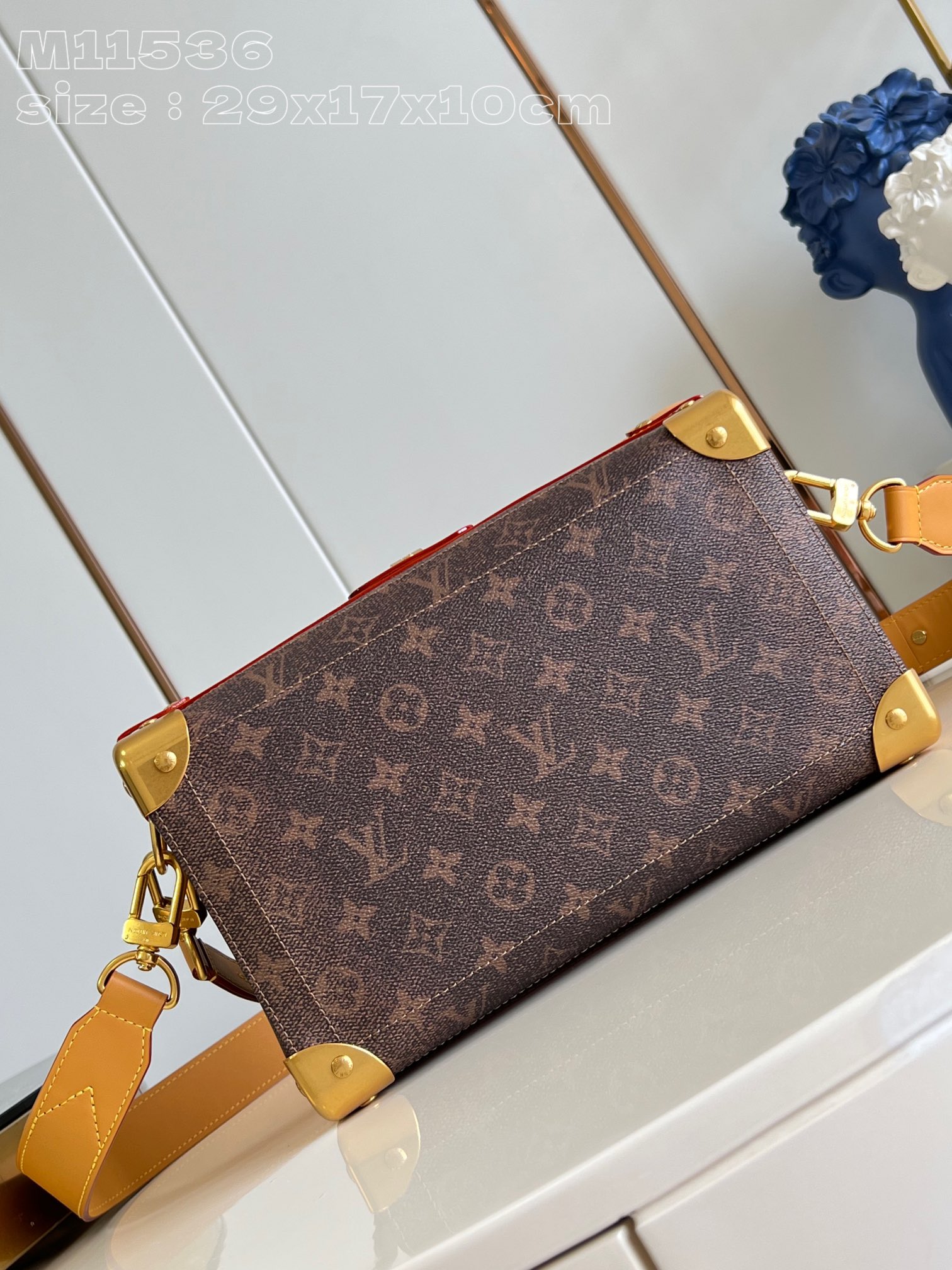 LOUIS VUITTON 2410LV022 