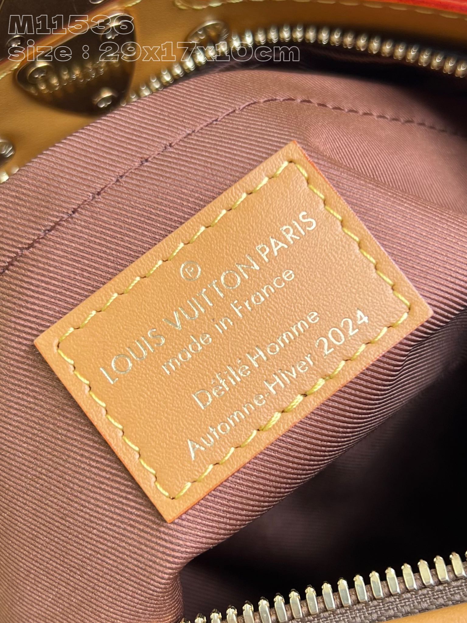 LOUIS VUITTON 2410LV022 