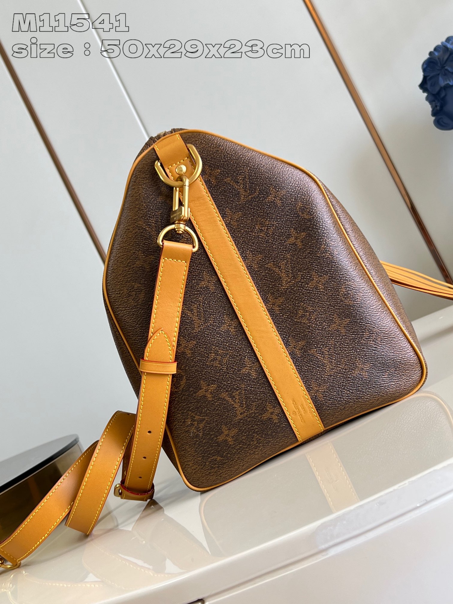 LOUIS VUITTON 2410LV023 