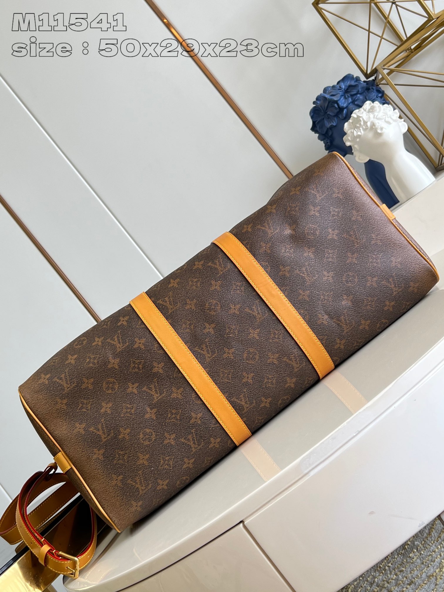 LOUIS VUITTON 2410LV023 