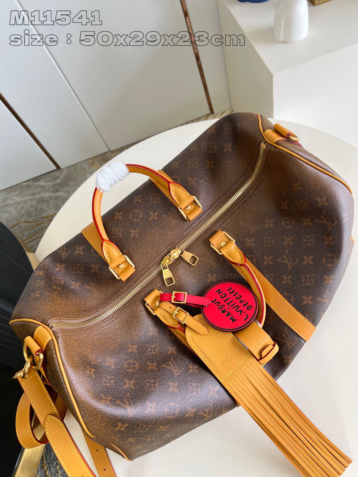 LOUIS VUITTON 2410LV023 