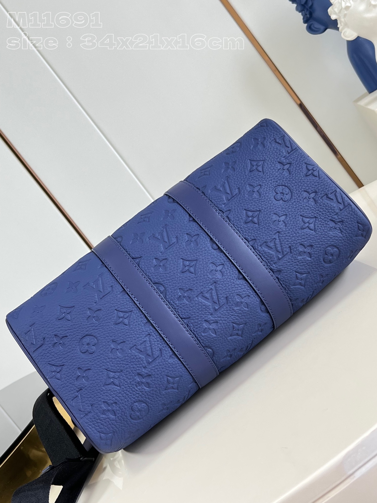 LOUIS VUITTON 2410LV031 