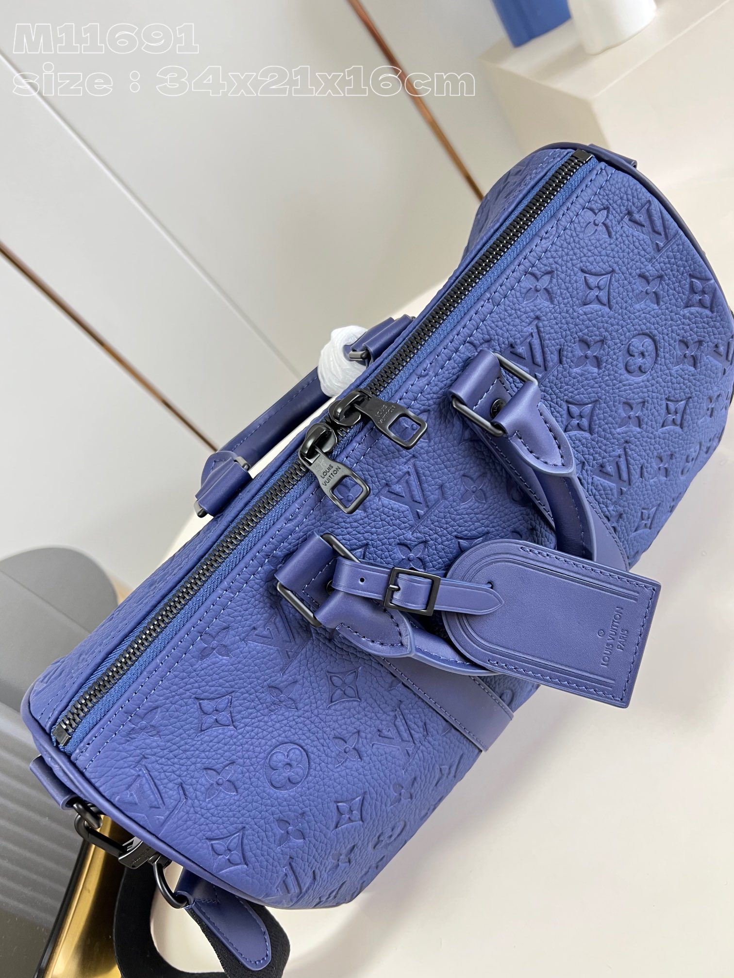 LOUIS VUITTON 2410LV031 