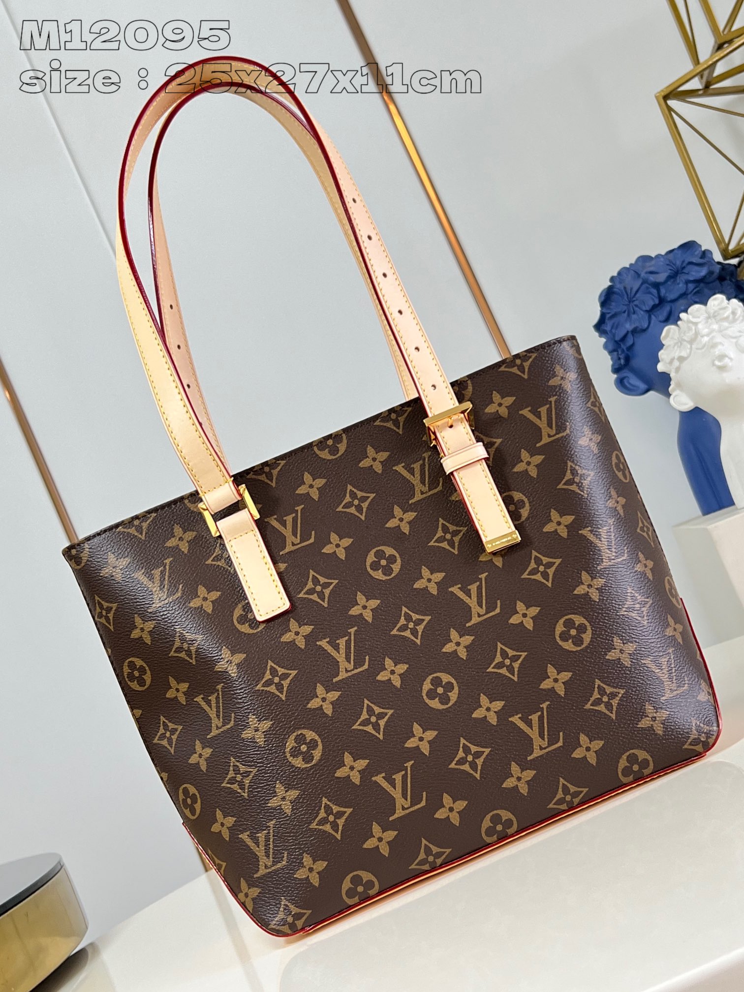 LOUIS VUITTON 2410LV035 