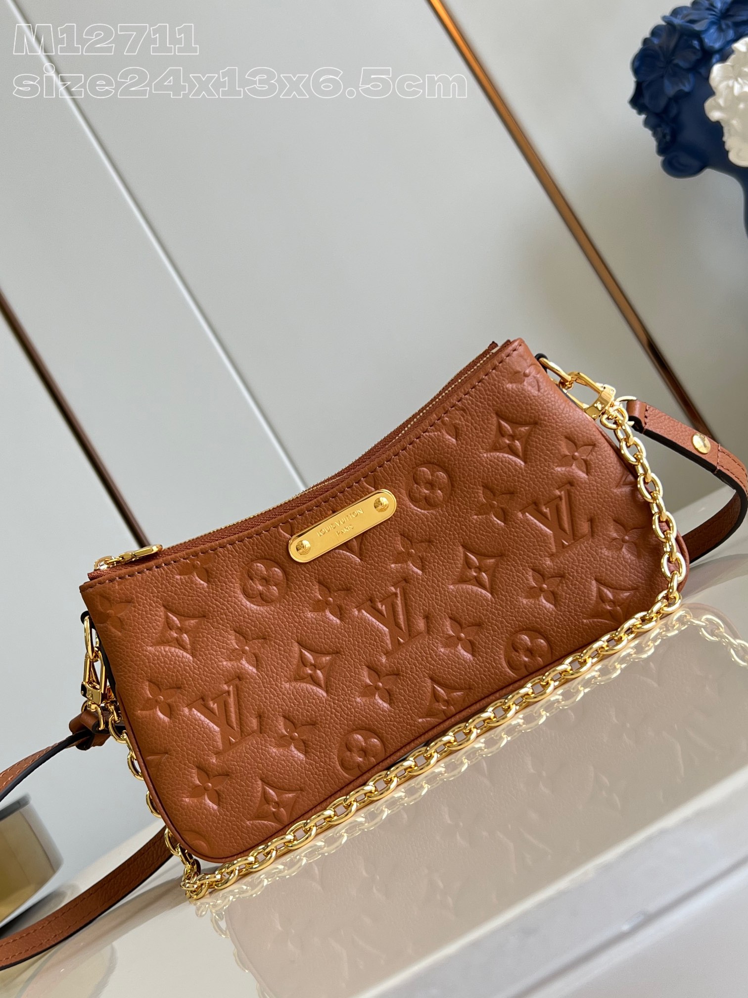 LOUIS VUITTON 2410LV039 