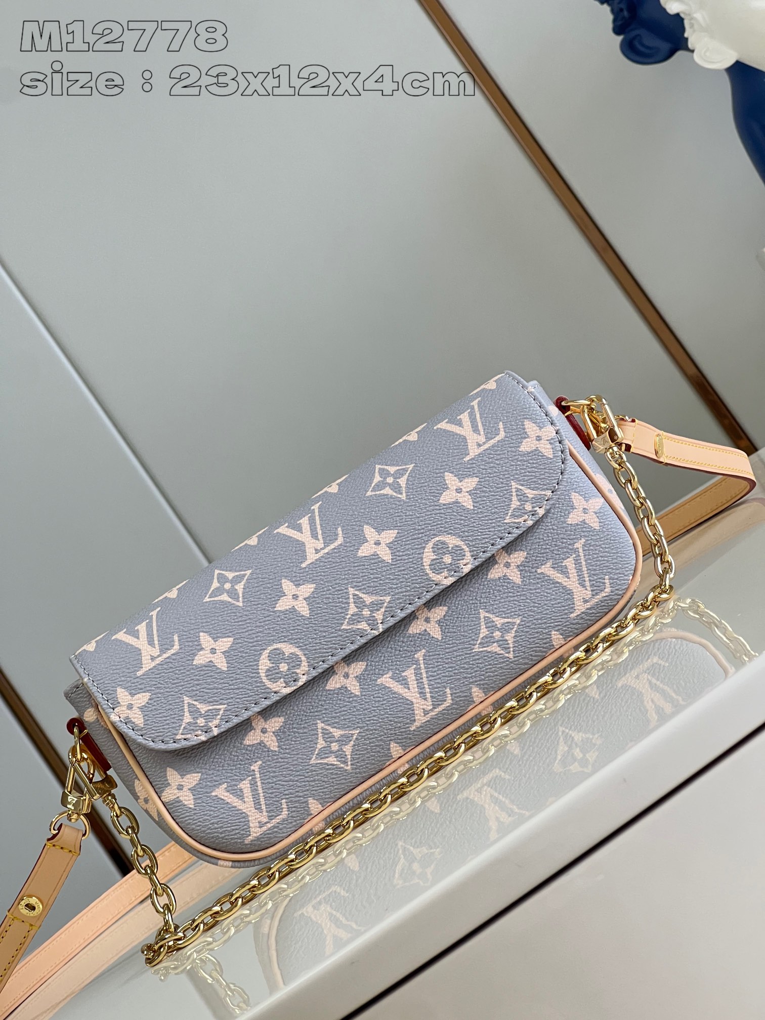 LOUIS VUITTON 2410LV041 