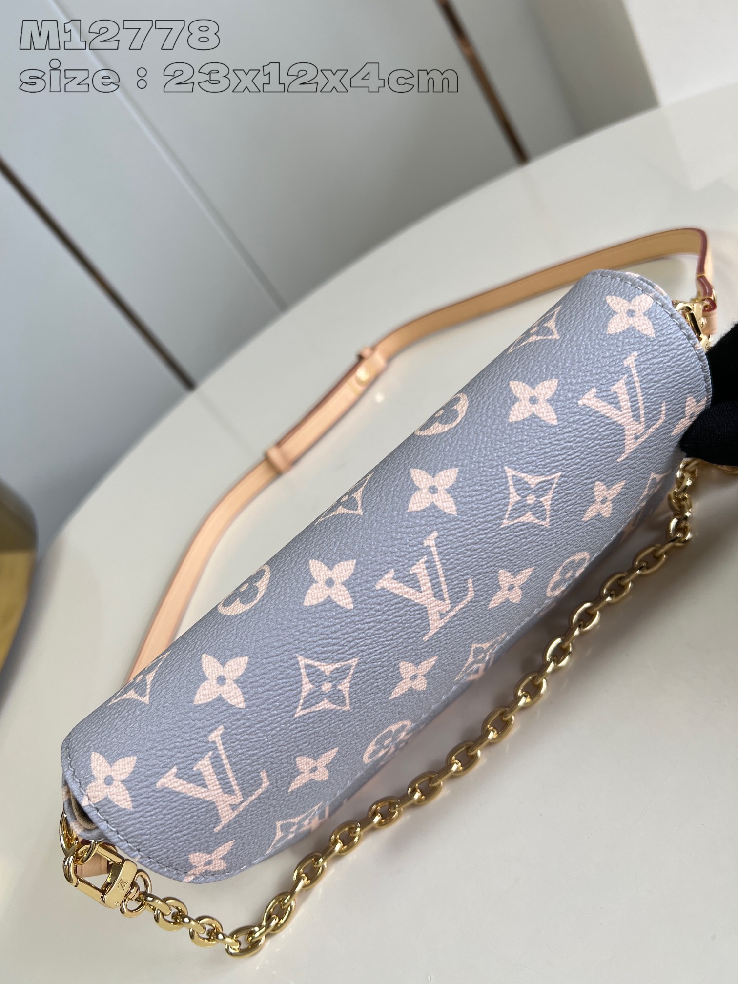 LOUIS VUITTON 2410LV041 