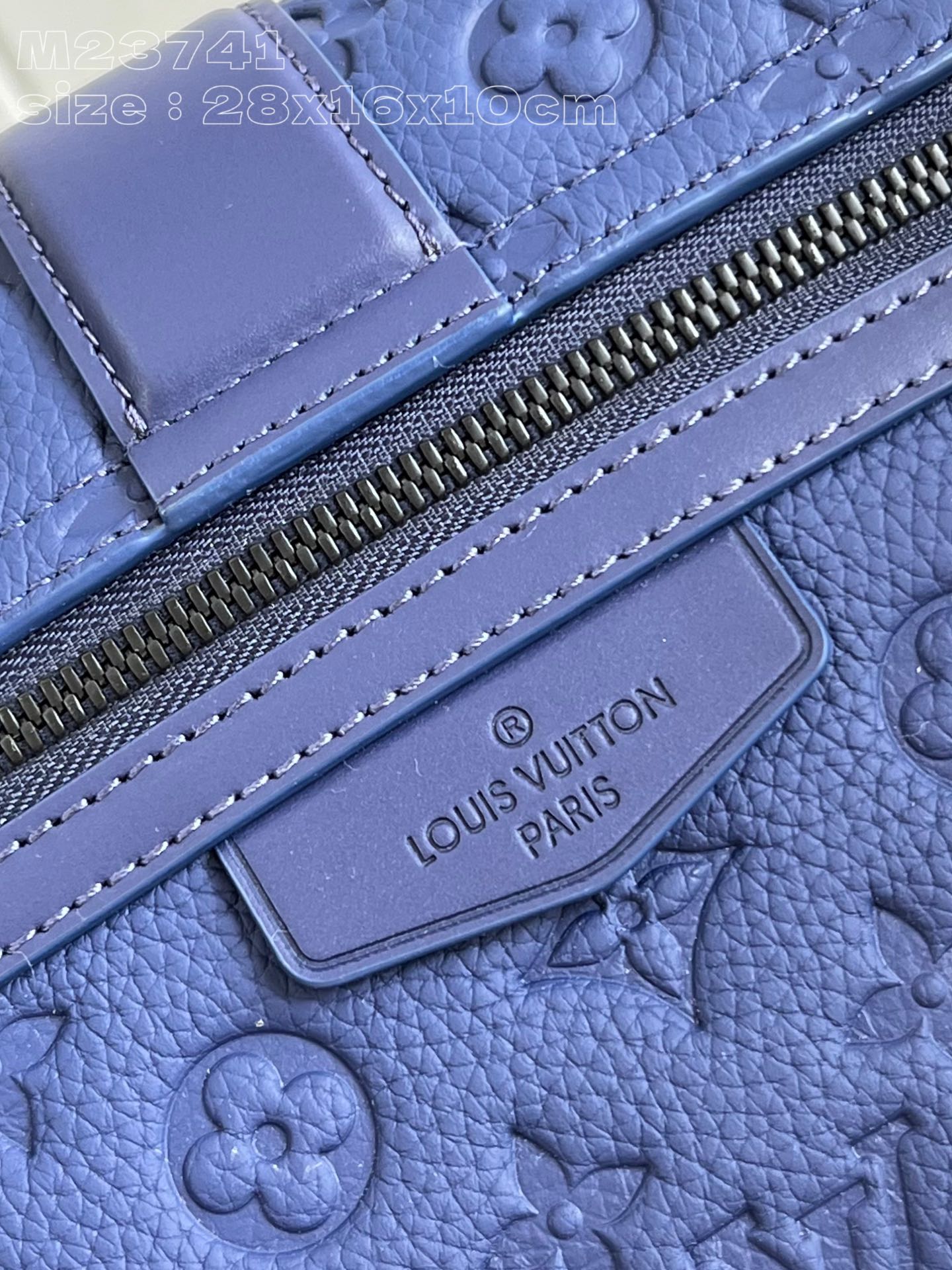 LOUIS VUITTON 2410LV045 