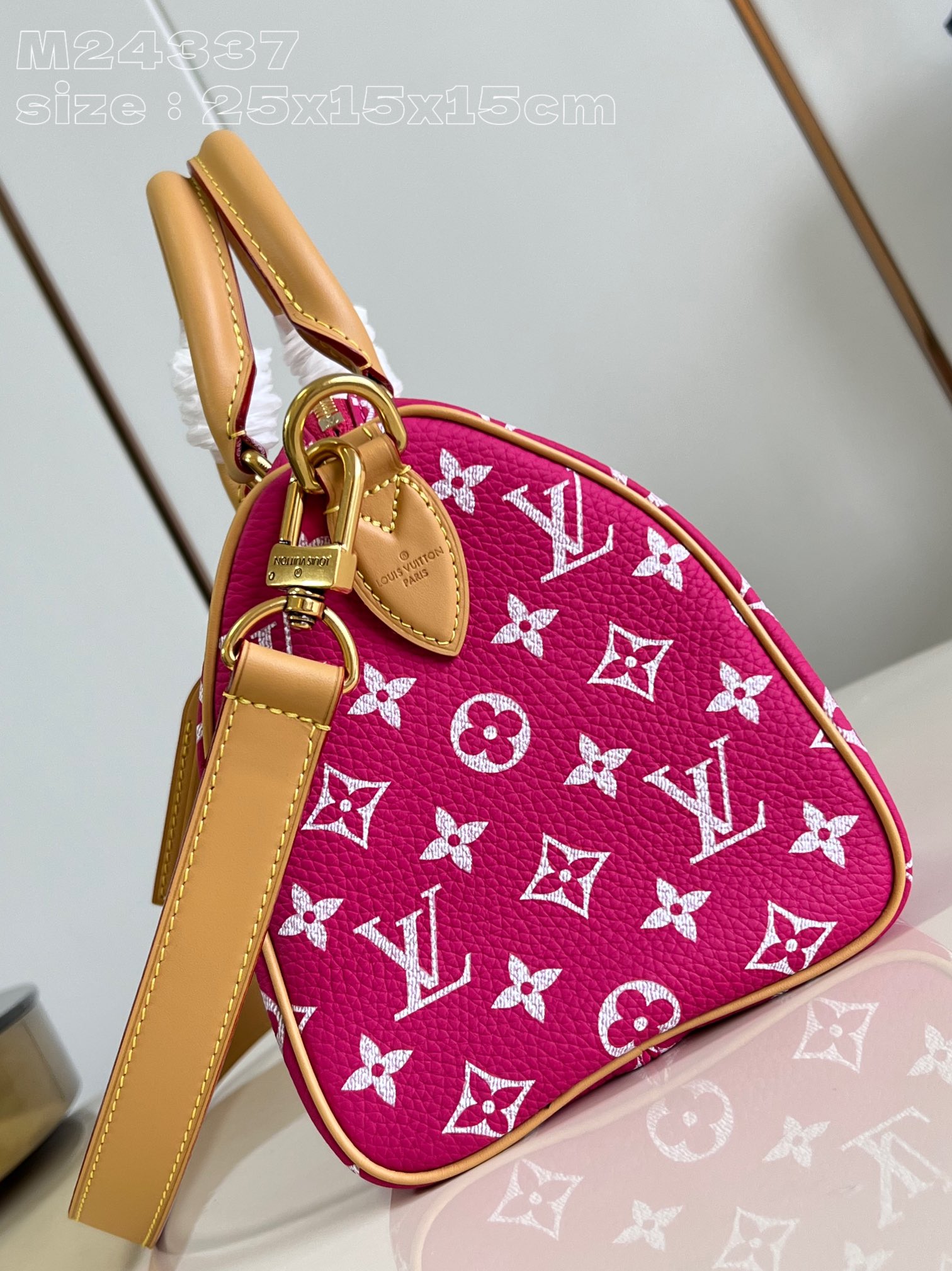 LOUIS VUITTON 2410LV046 