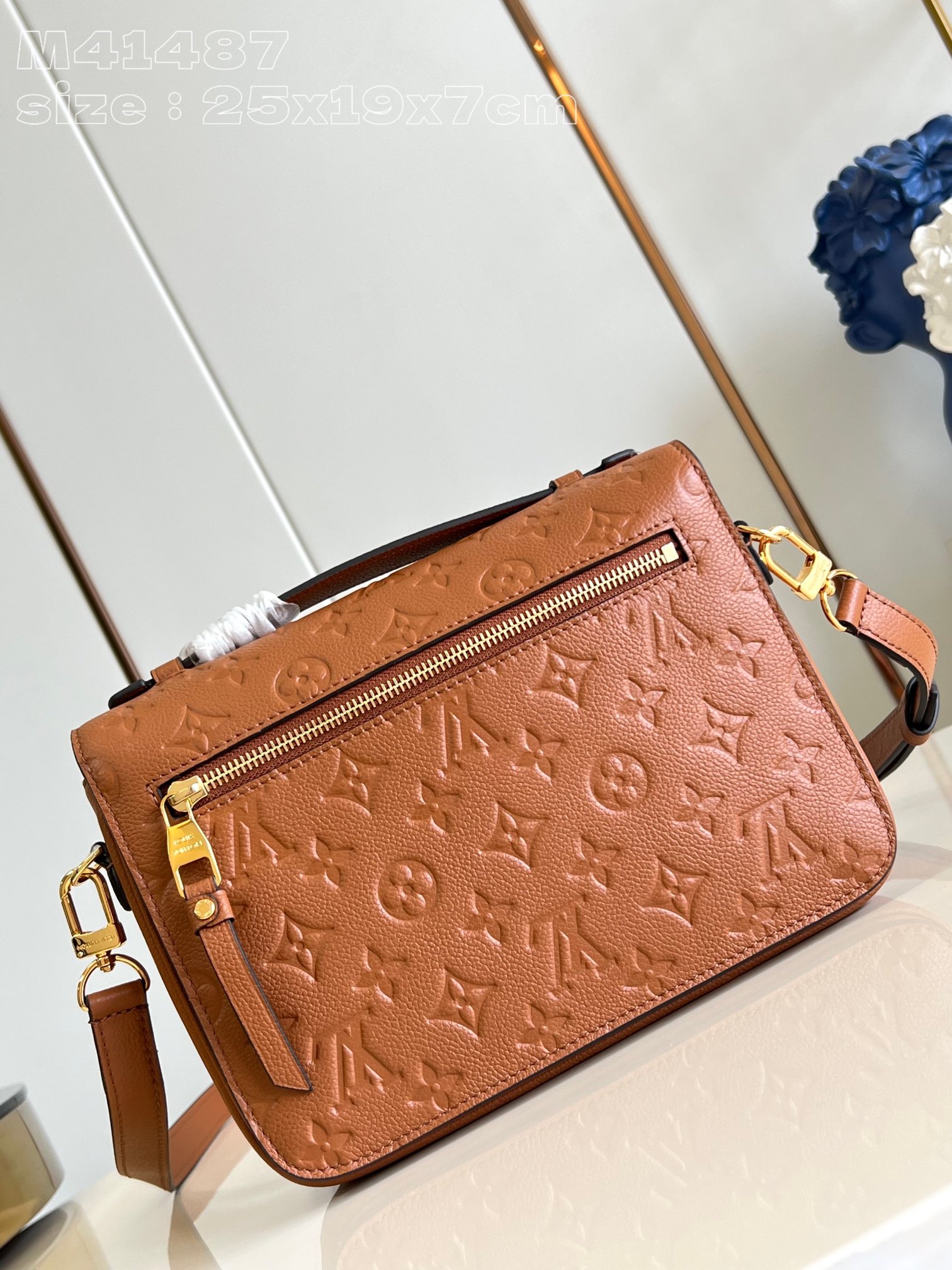 LOUIS VUITTON 2410LV059 