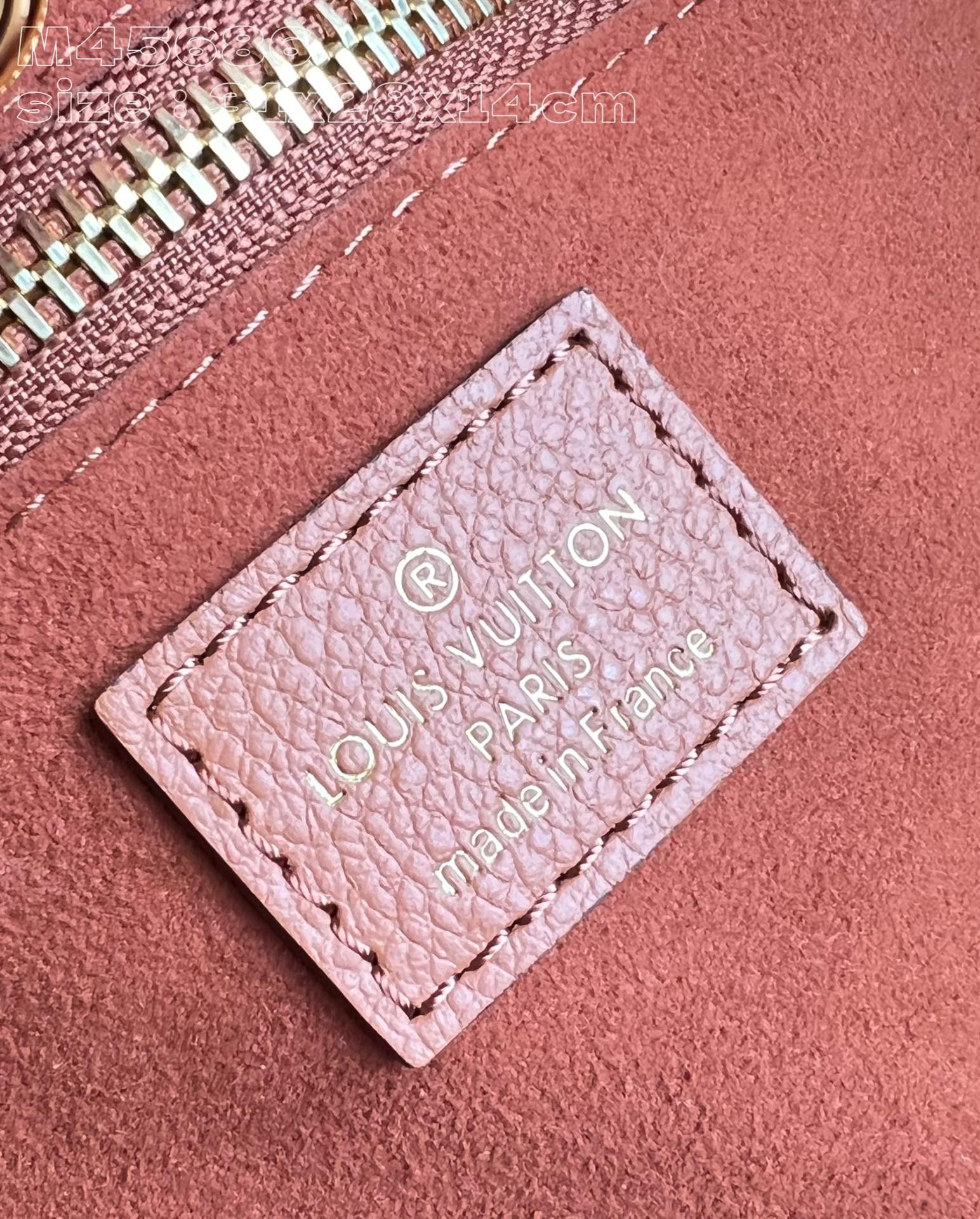 LOUIS VUITTON 2410LV063 