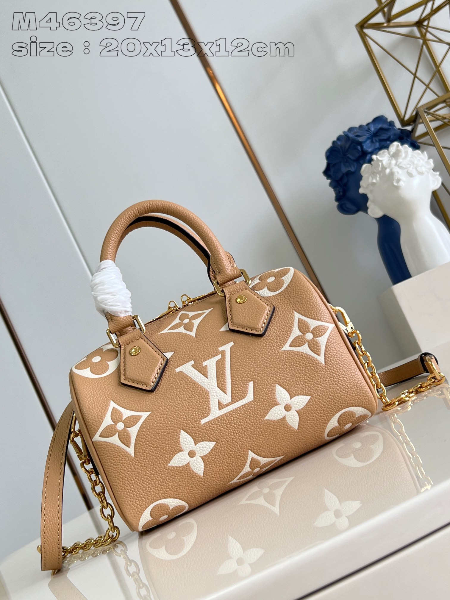 LOUIS VUITTON 2410LV067 