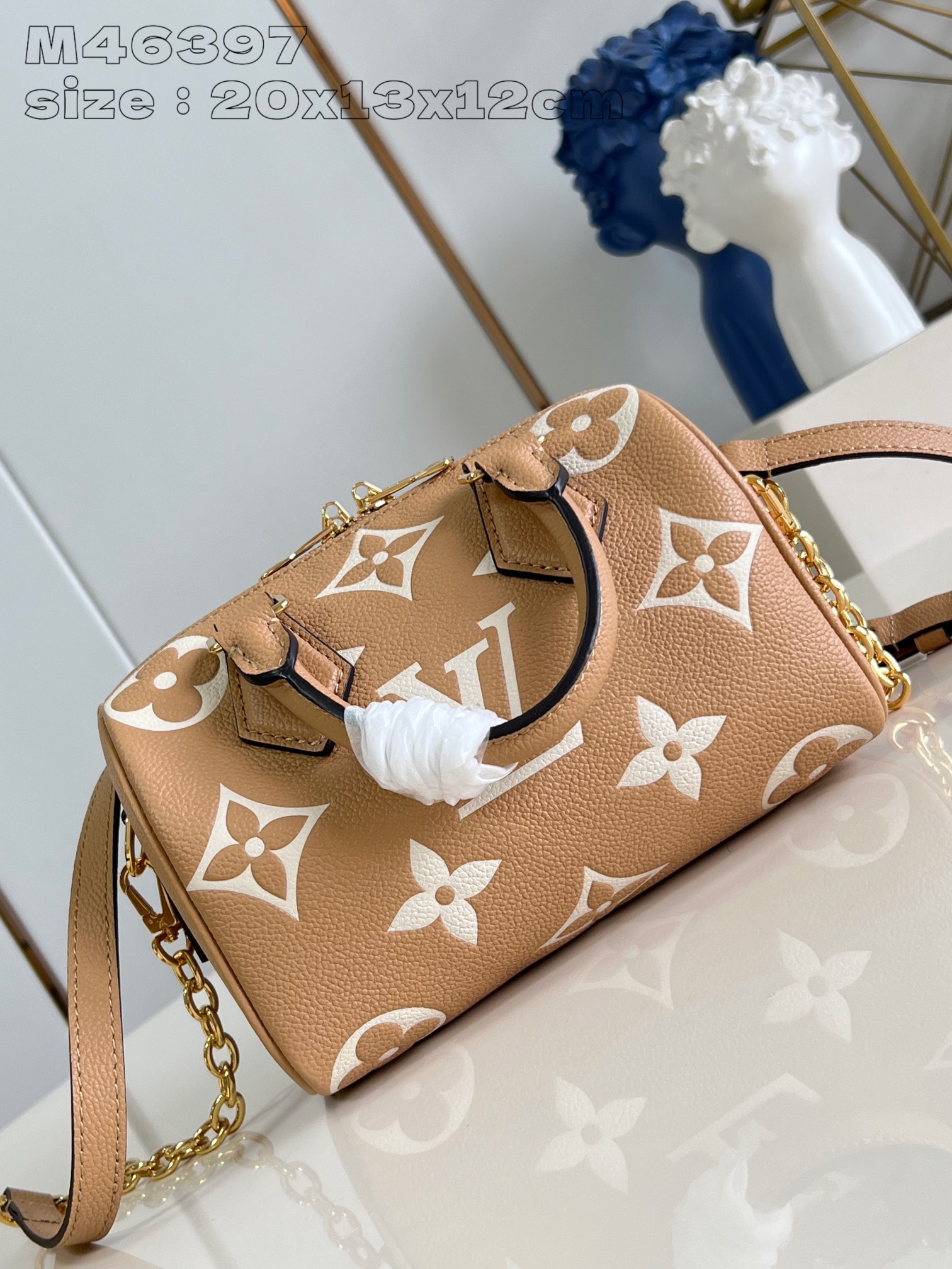 LOUIS VUITTON 2410LV067 