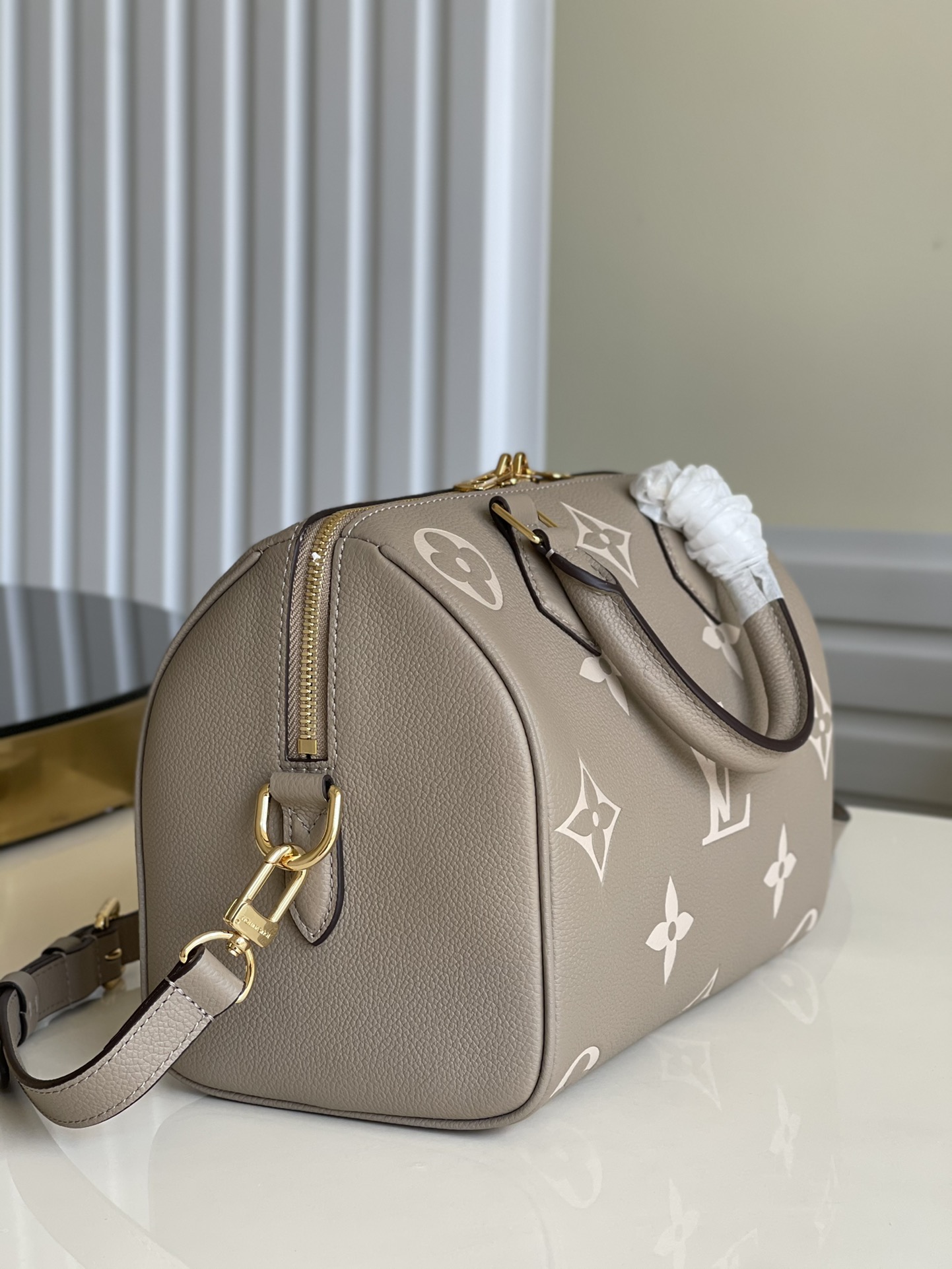 LOUIS VUITTON 2410LV099 