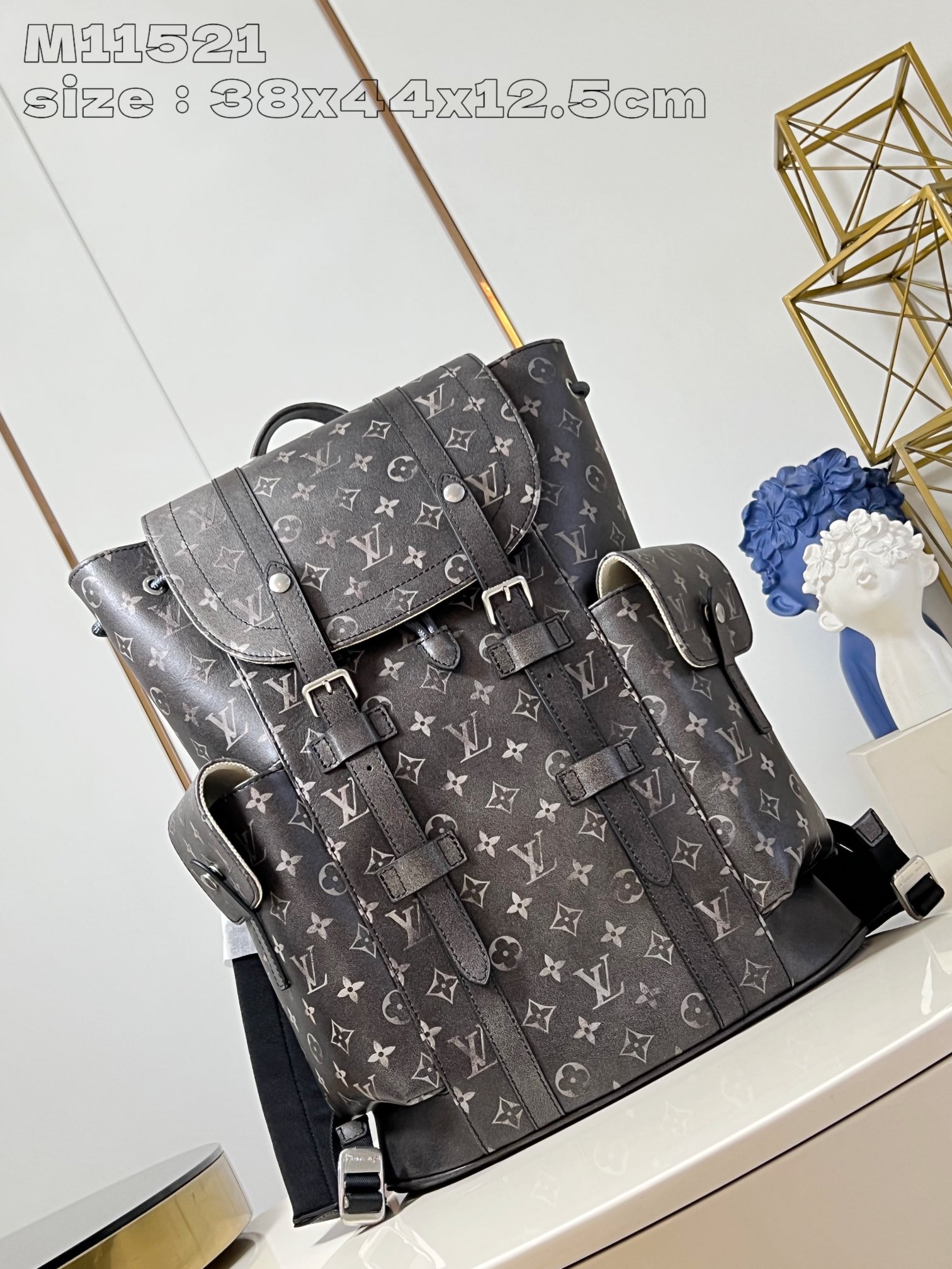 LOUIS VUITTON M11521 Christopher MM