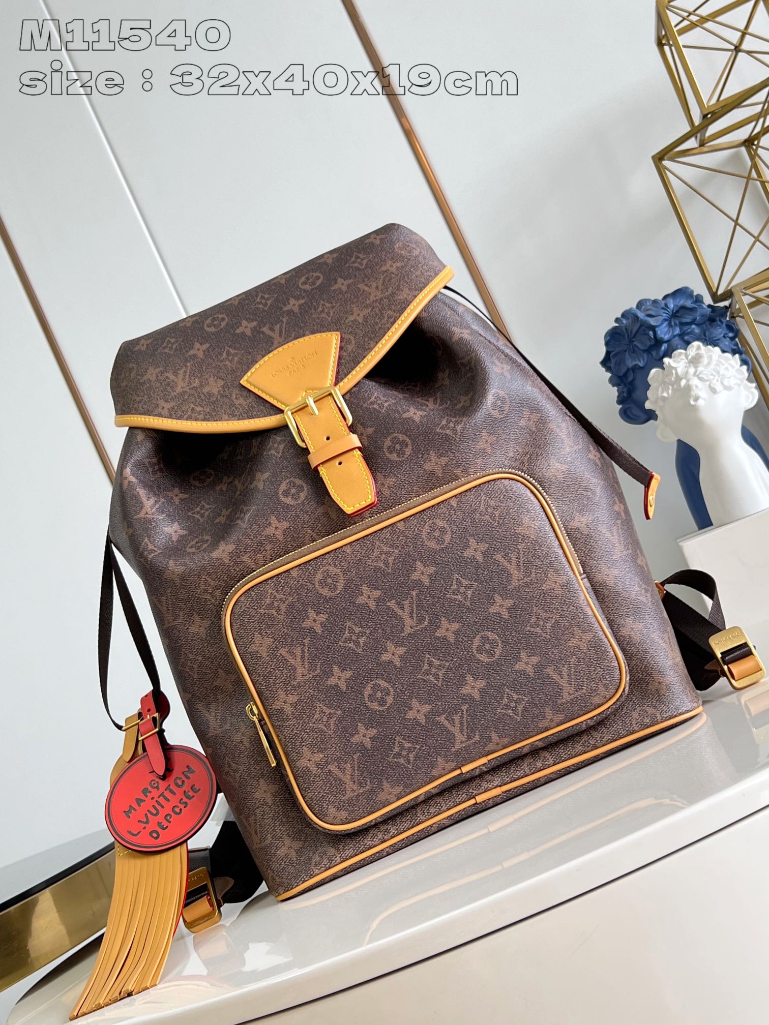 LOUIS VUITTON M11540 Montsouris Backpack