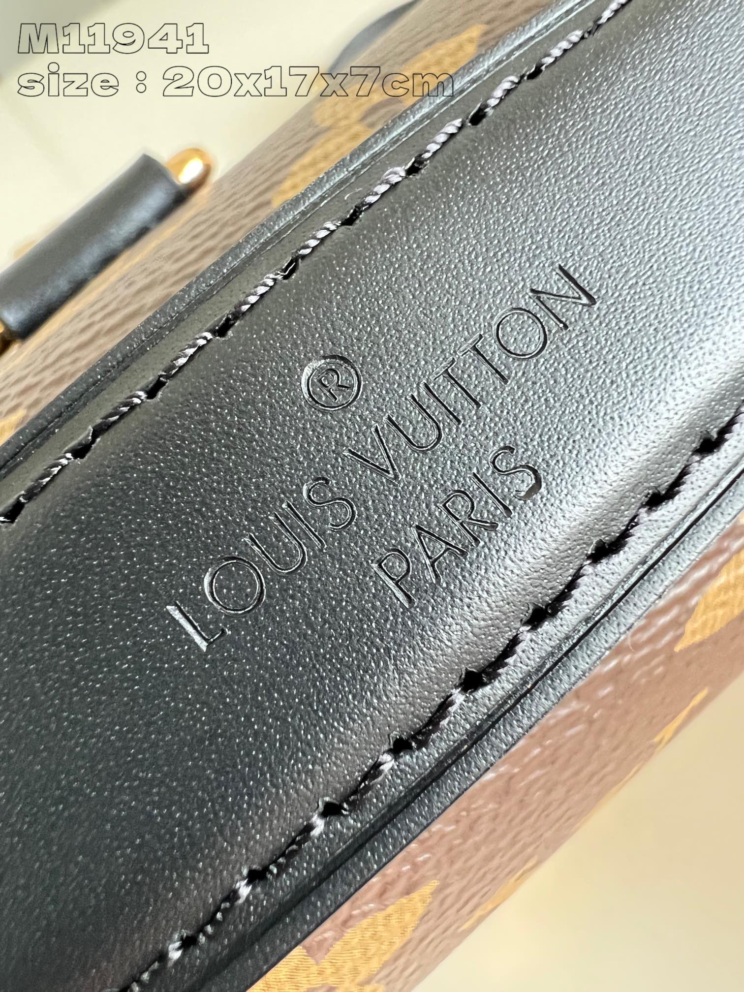 LOUIS VUITTON M11941 Pochette Métis Backpack