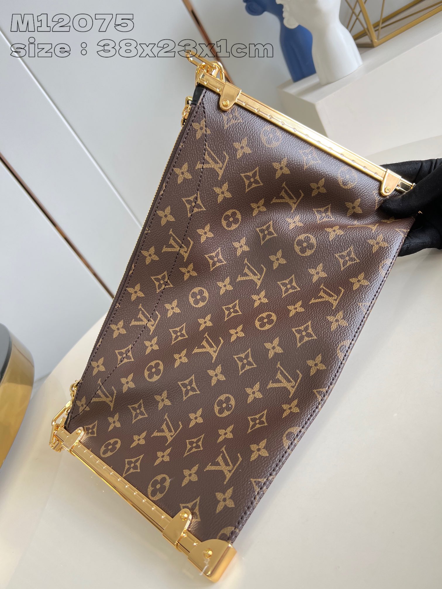 LOUIS VUITTON M12075 Lucky Trunk