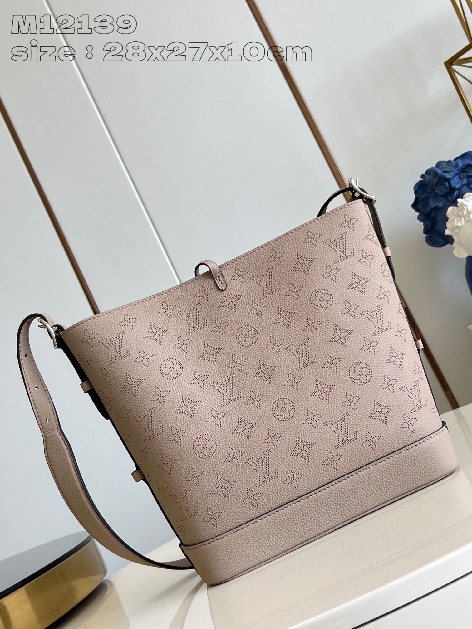 LOUIS VUITTON M12140 Flore