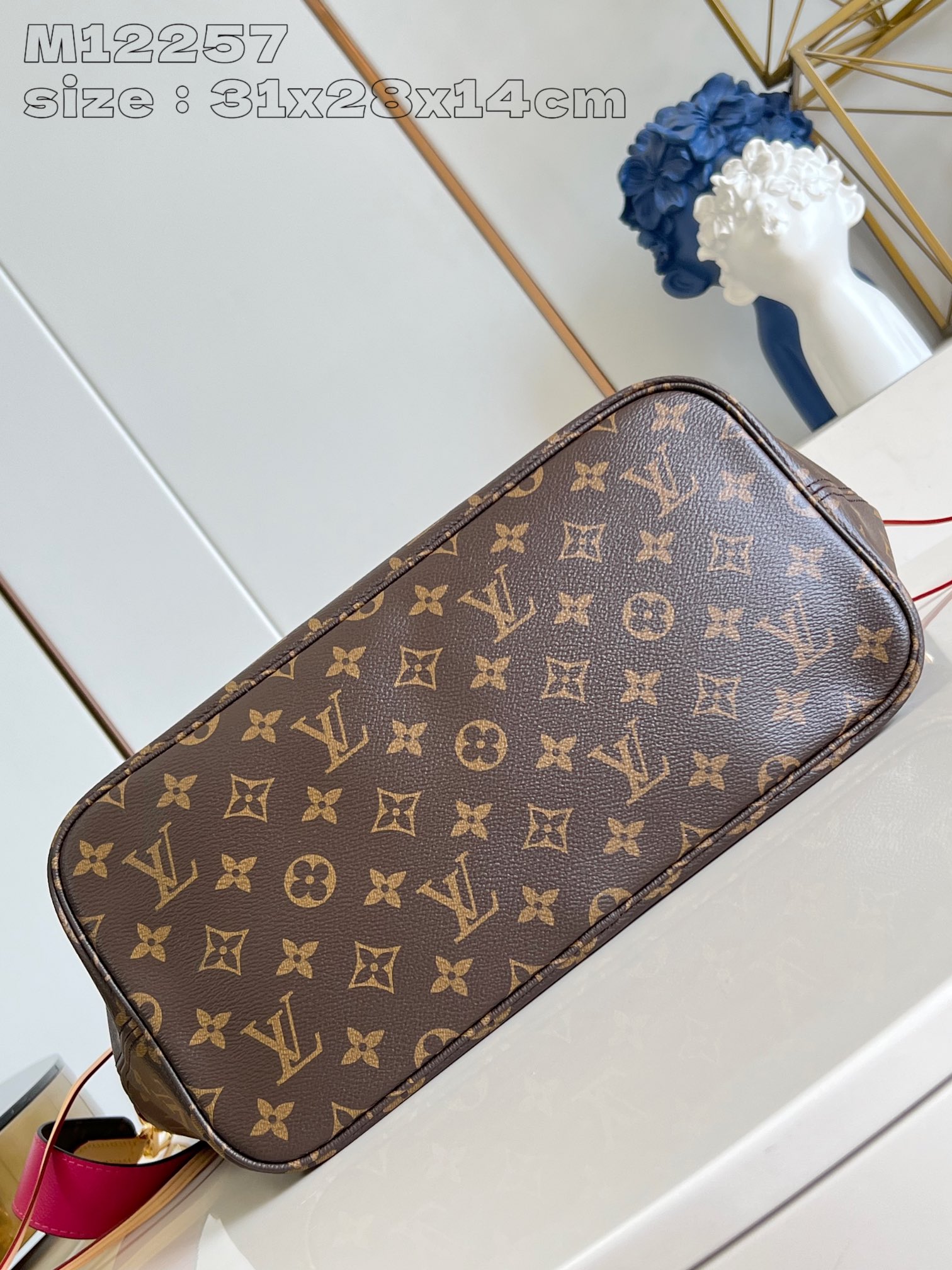 LOUIS VUITTON M12257 Neverfull Bandoulière Inside Out MM