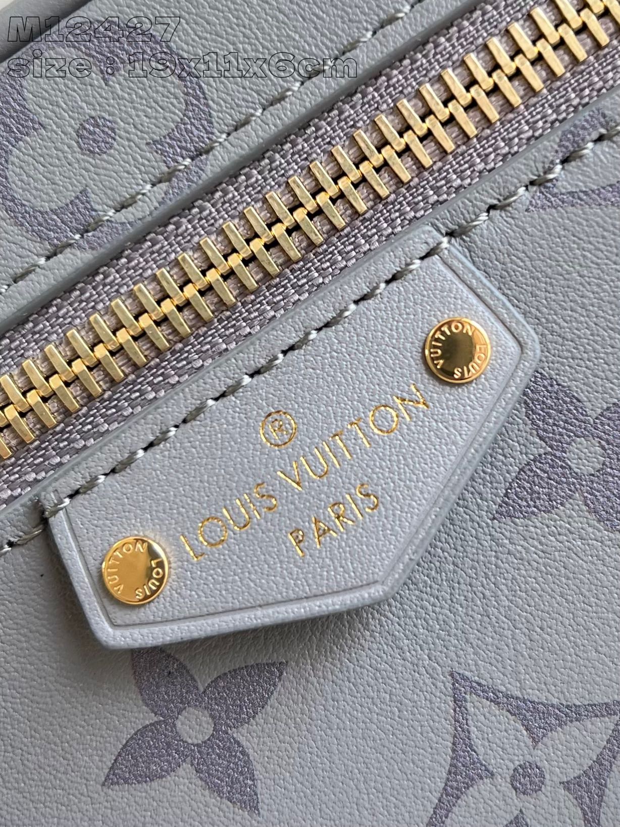 LOUIS VUITTON M12427 Vanity Chain Pouch