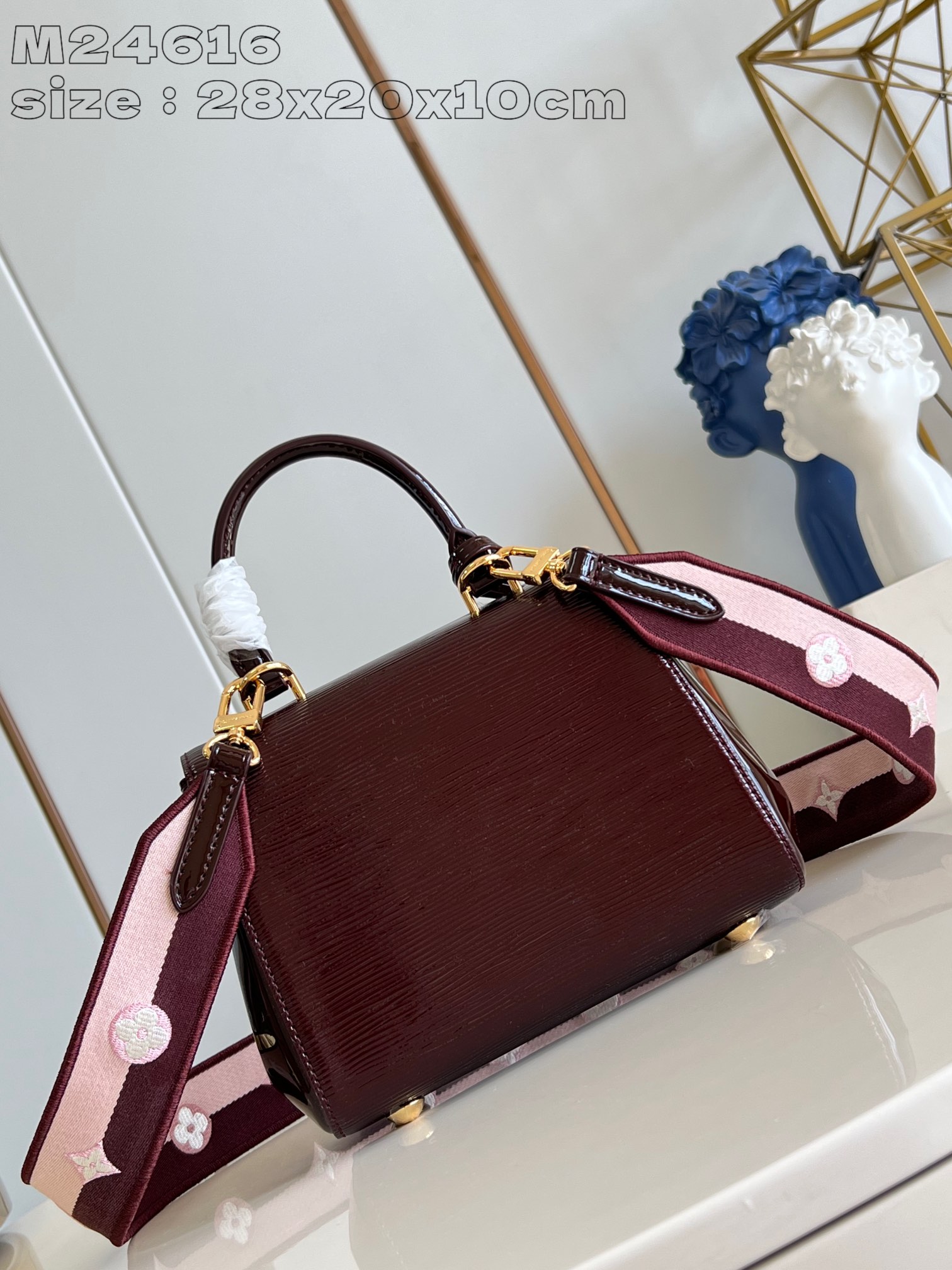 LOUIS VUITTON M24616 Cluny Mini