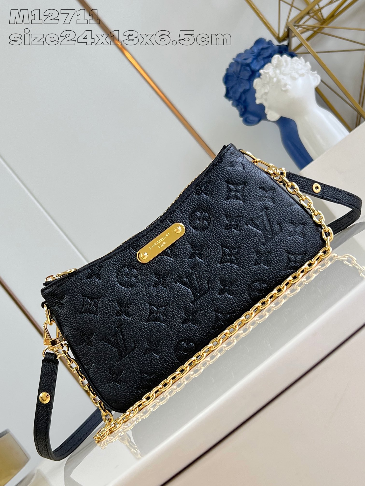 LOUIS VUITTON M83301 Liv Pochette