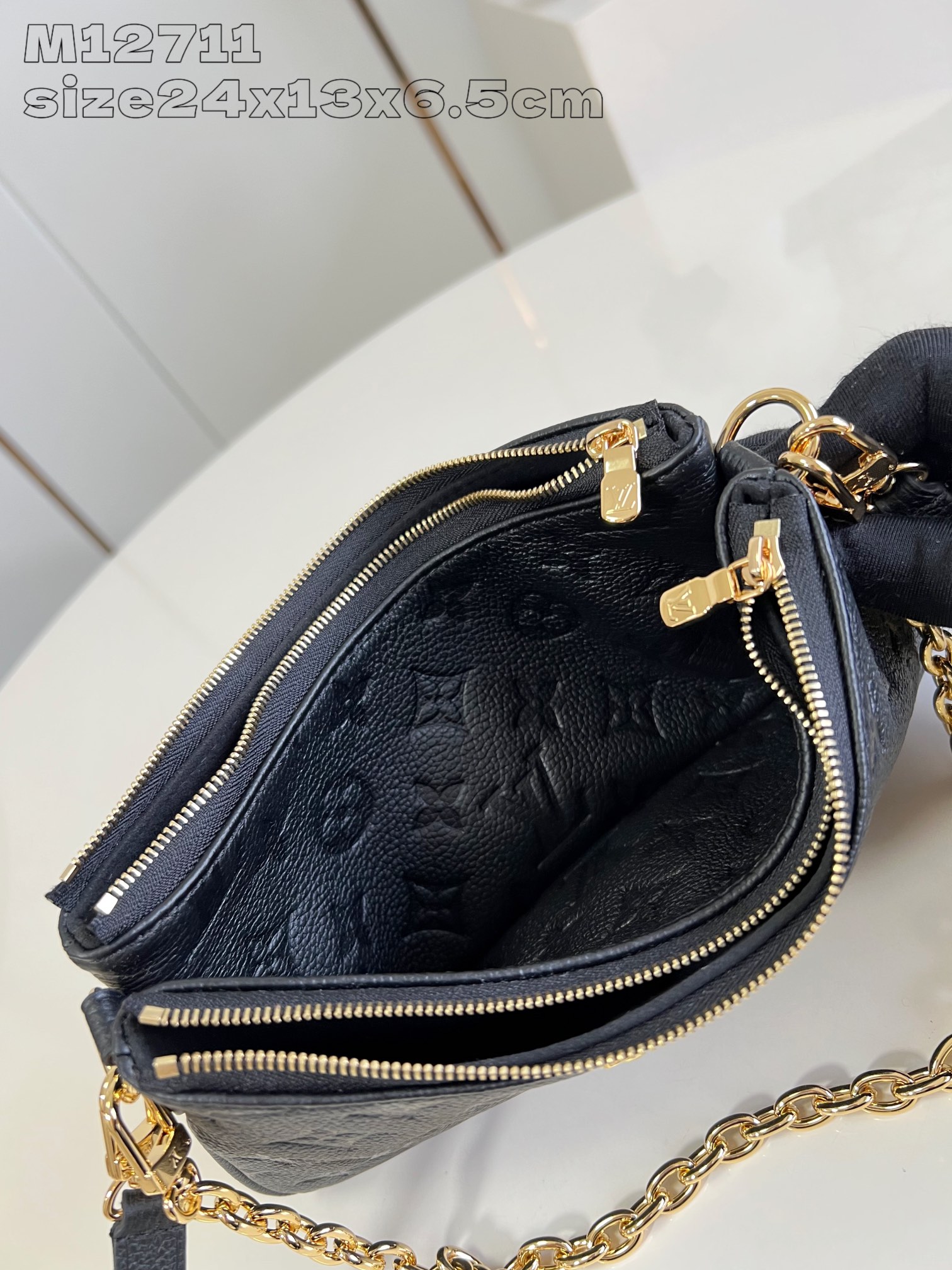 LOUIS VUITTON M83301 Liv Pochette